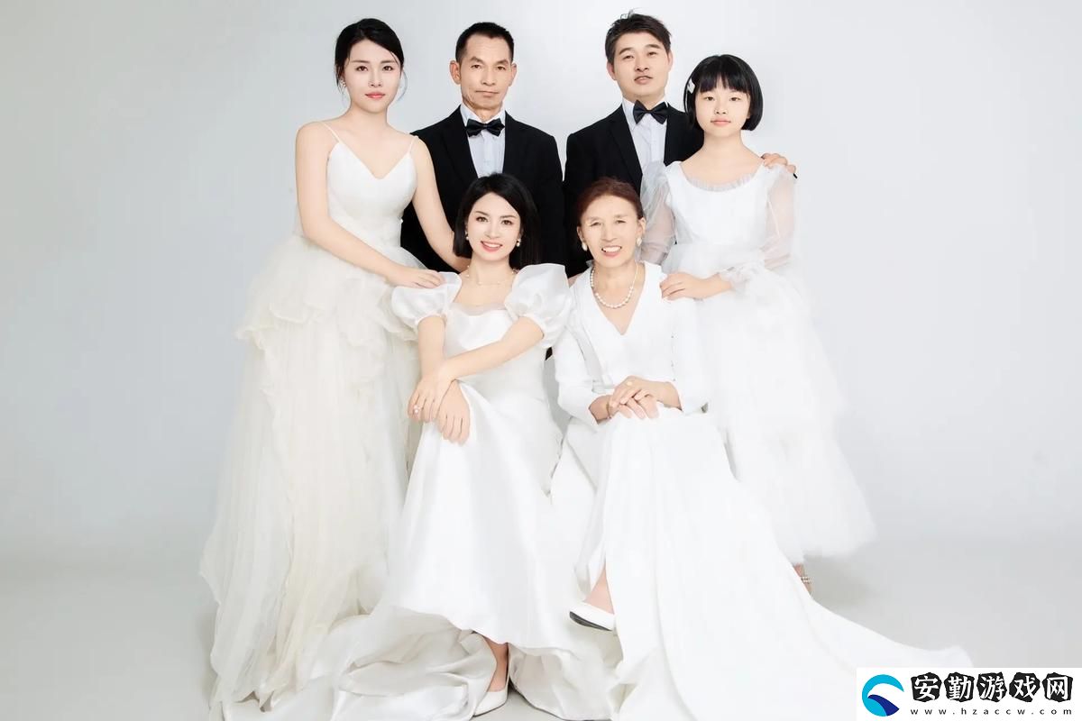 父親開(kāi)了兩個(gè)女兒包演員陣容詳解