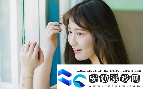 女學(xué)生被c扒衣服英文站友