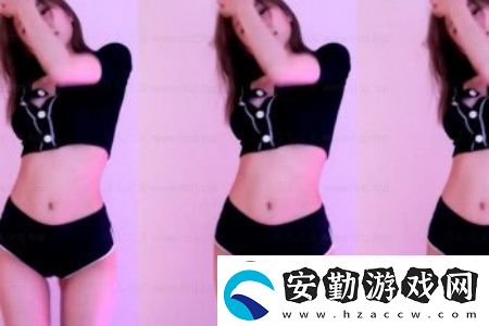 擠進毛都沒長的小縫里